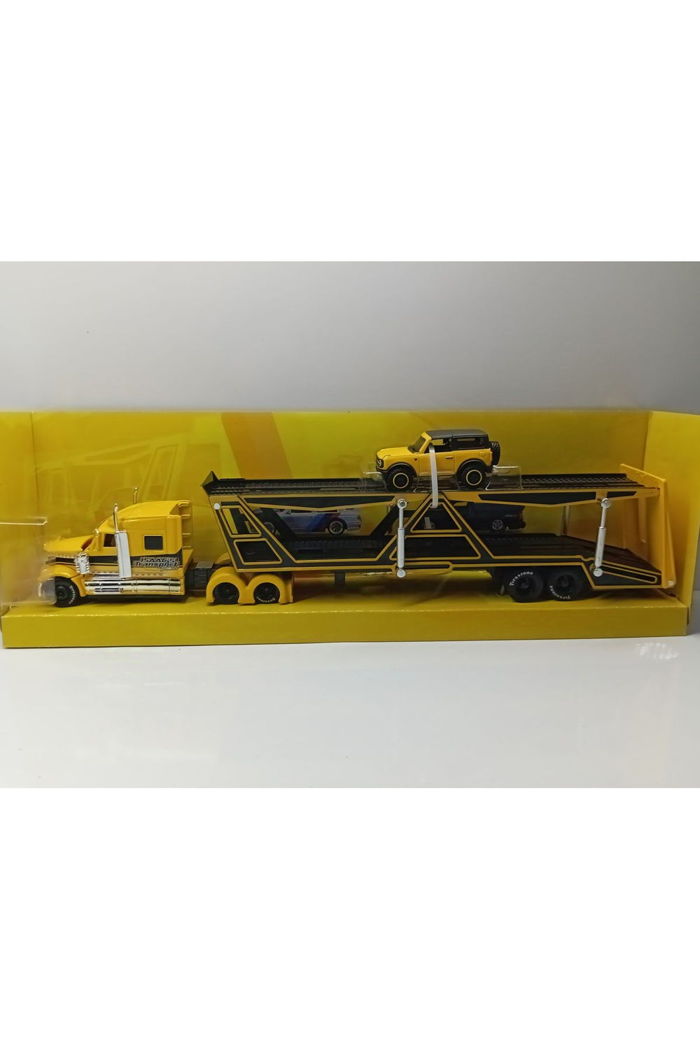 1:64 Ölçek International Lonestar/2021 Ford Bronco Badlands / Taşıyıcı Tır.