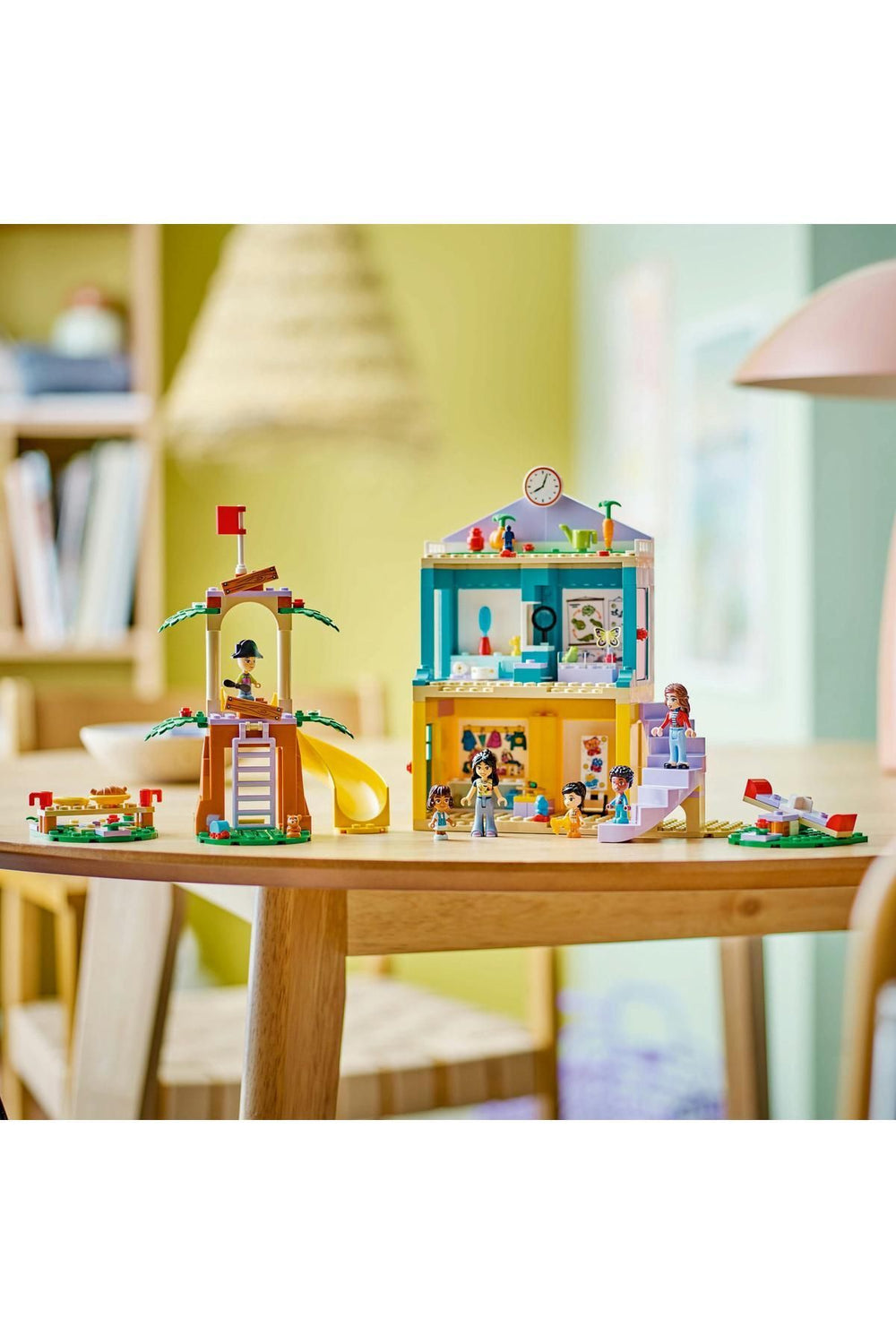 ® Friends Heartlake City Anaokulu 42636 - 4 Yaş ve Üzeri için Oyuncak Yapım Seti (239 Parça)