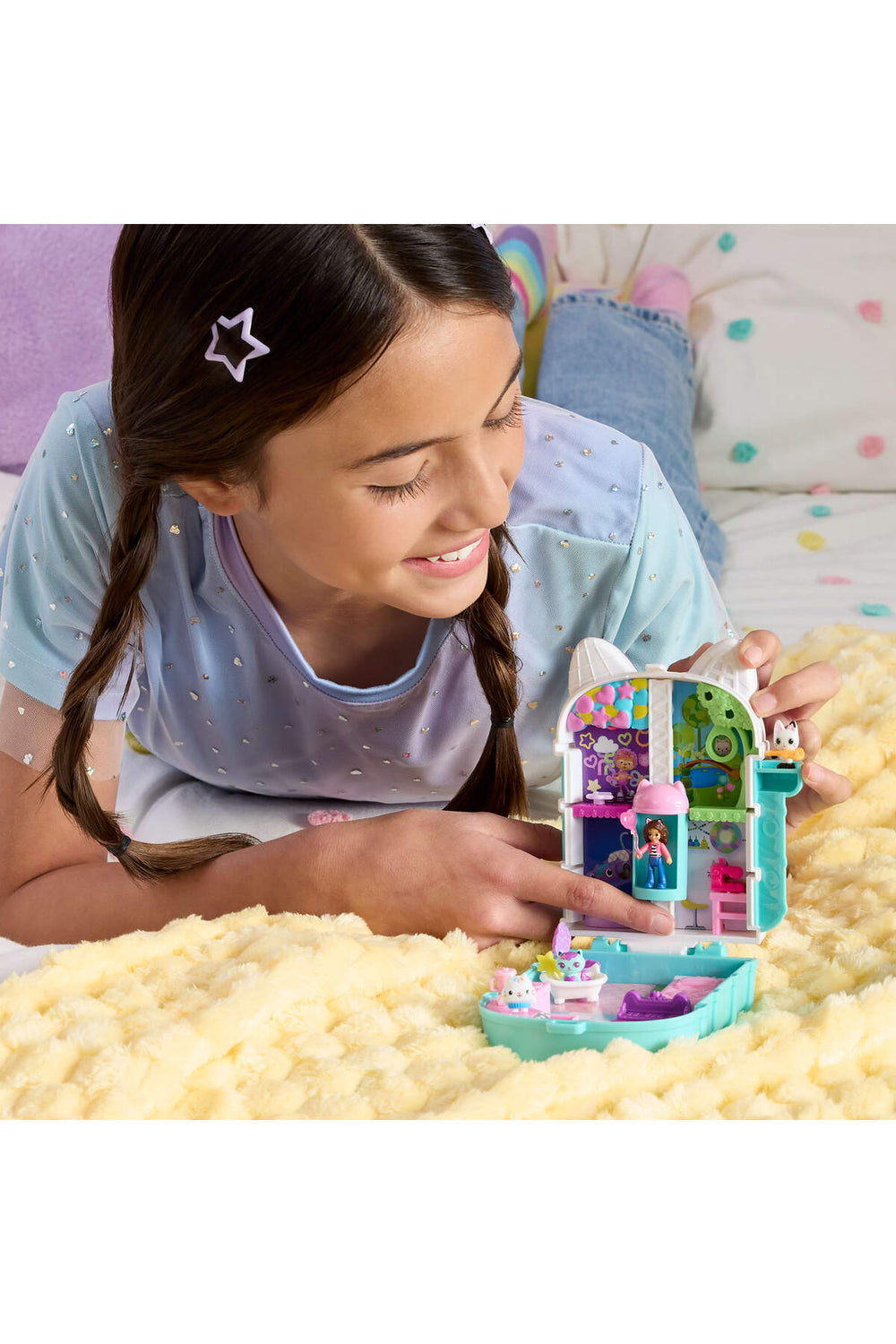Gabby's Dollhouse mikro bebekler ve mini oyun seti, 9 aksesuar JFV02