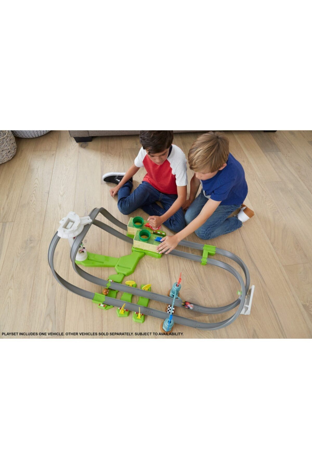 HOT WHEELS Mario Kart Çılgın Dönüş Parkuru Yarış Seti Ghk15