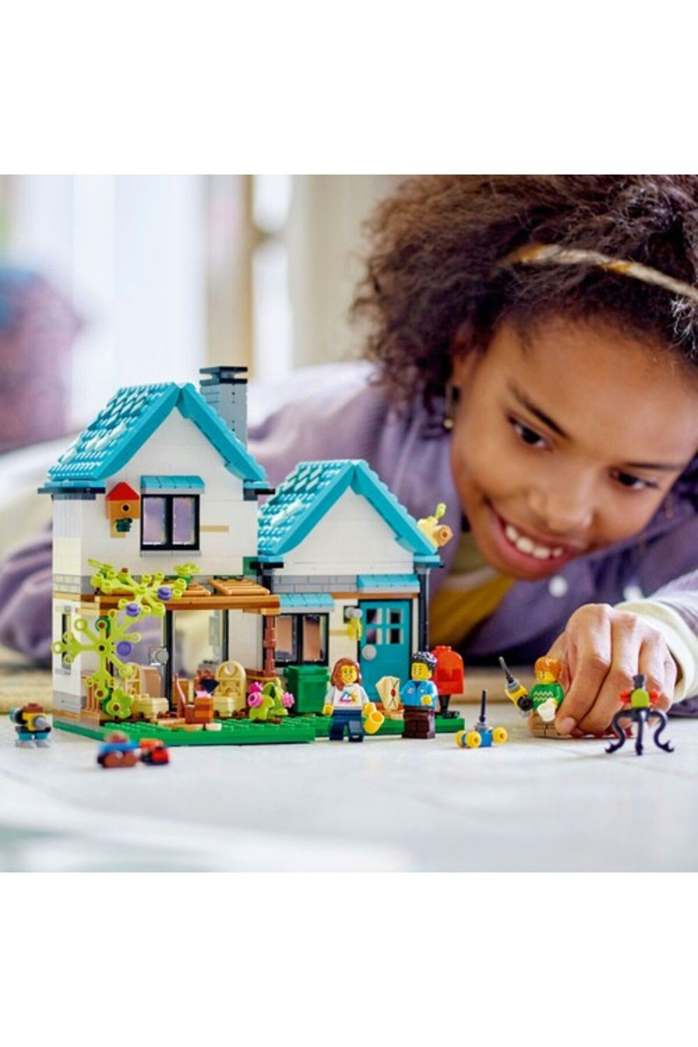 LEGO ® Creator Şirin Ev 31139 - 8 Yaş ve Üzeri Çocuklar için Yaratıcı Oyuncak Yapım Seti (808 Parça)