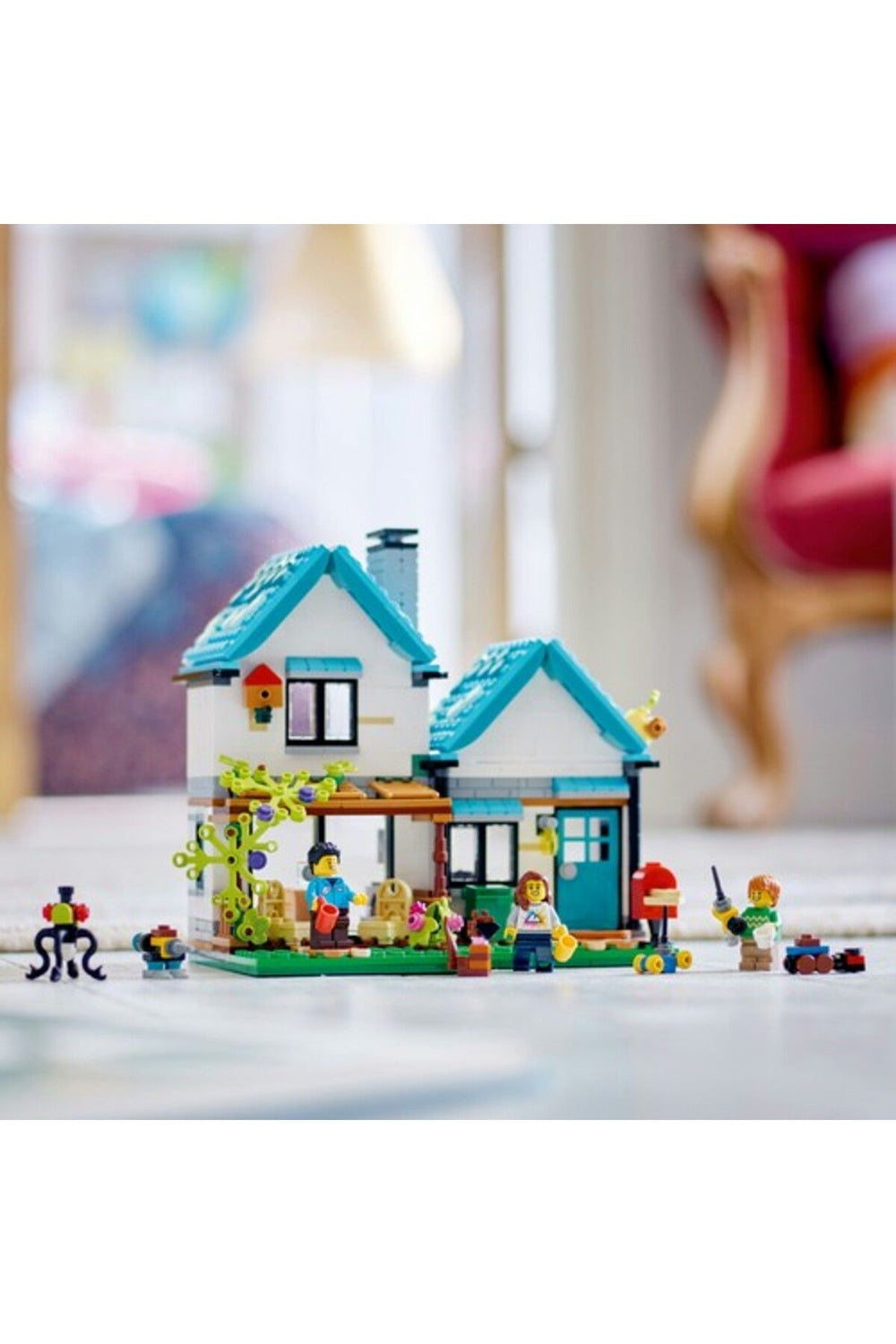 LEGO ® Creator Şirin Ev 31139 - 8 Yaş ve Üzeri Çocuklar için Yaratıcı Oyuncak Yapım Seti (808 Parça)