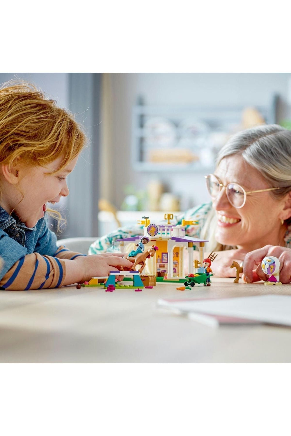 LEGO ® Friends At Eğitimi 41746 - 4 Yaş Ve Üzeri Çocuklar Için 2 Mini Bebek Ve 2 At Figürü Içer