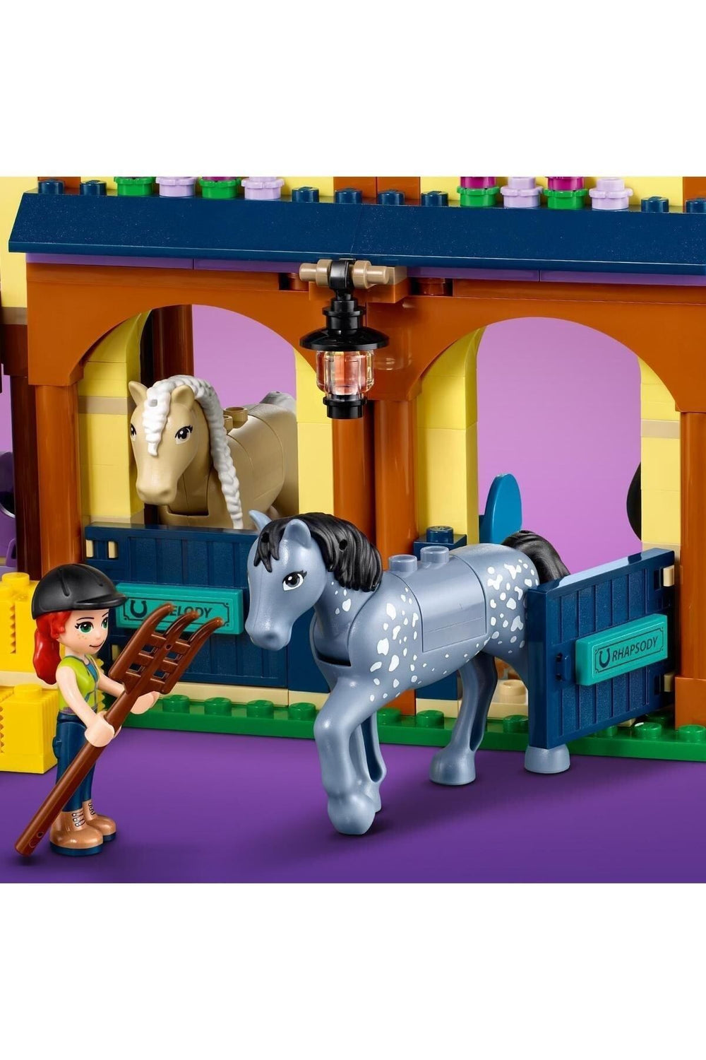 LEGO Friends Orman Binicilik Merkezi 41683 - Yaratıcı Çocuklar için Oyuncak Yapım Seti (511 Parça)