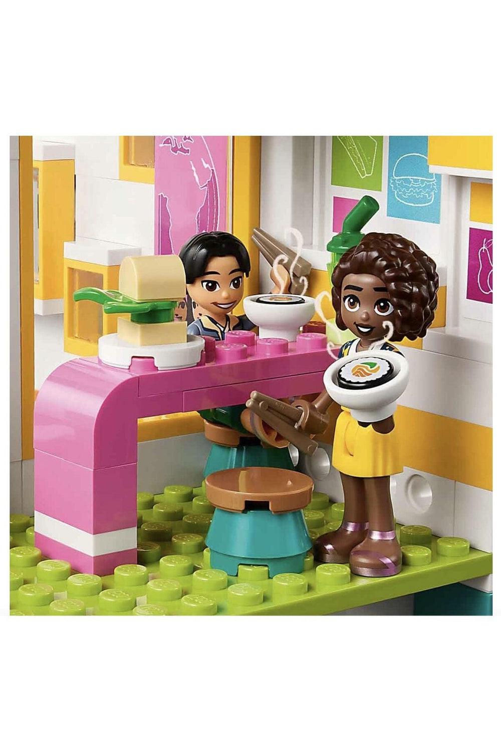 LEGO ® Friends Uluslararası Heartlake Okulu 41731 - 8 Yaş ve Üzeri için Oyuncak Yapım Seti(985 Parça)