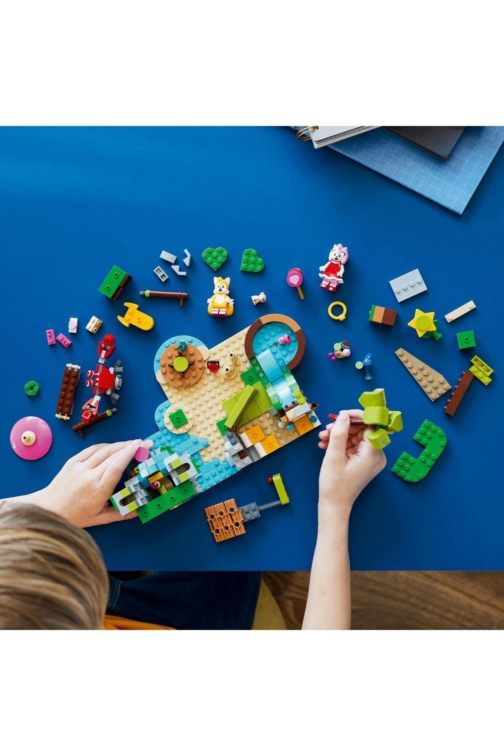 LEGO ® Sonic the Hedgehog™ Amy’nin Hayvan Kurtarma Adası 76992 - Oyuncak Yapım Seti (388 Parça)