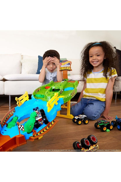 ® Monster Trucks Heyecanlı Yarışlar Oyun Seti | HGV12