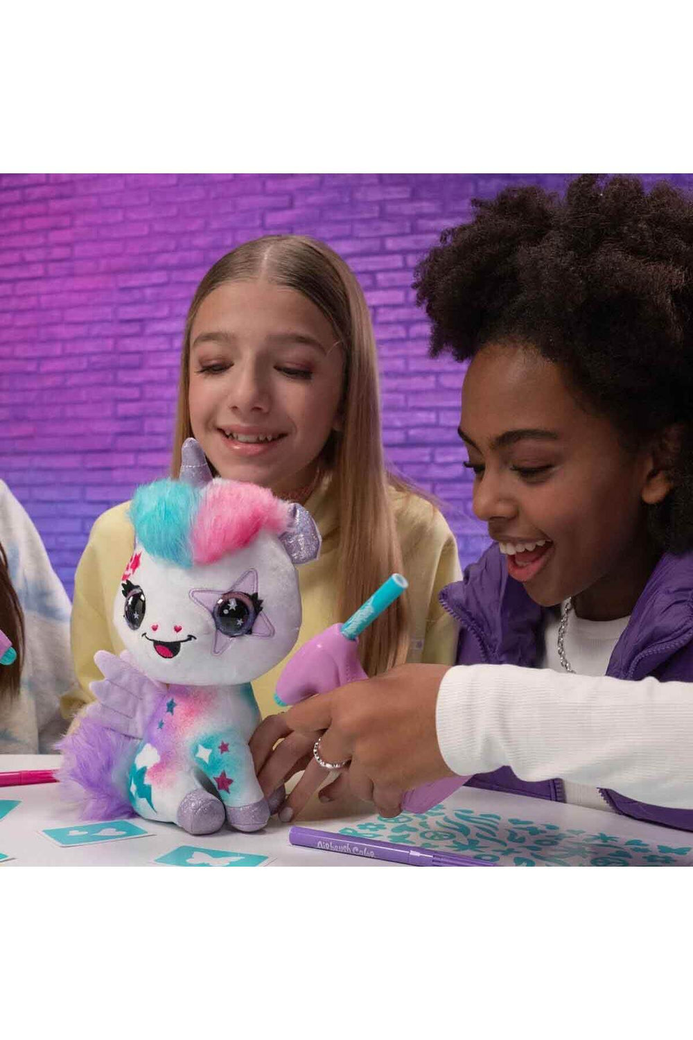 Nessiworld 28788 Airbrush Peluş Karanlıkta Parlayan Sihirli Unicorn -Sunman