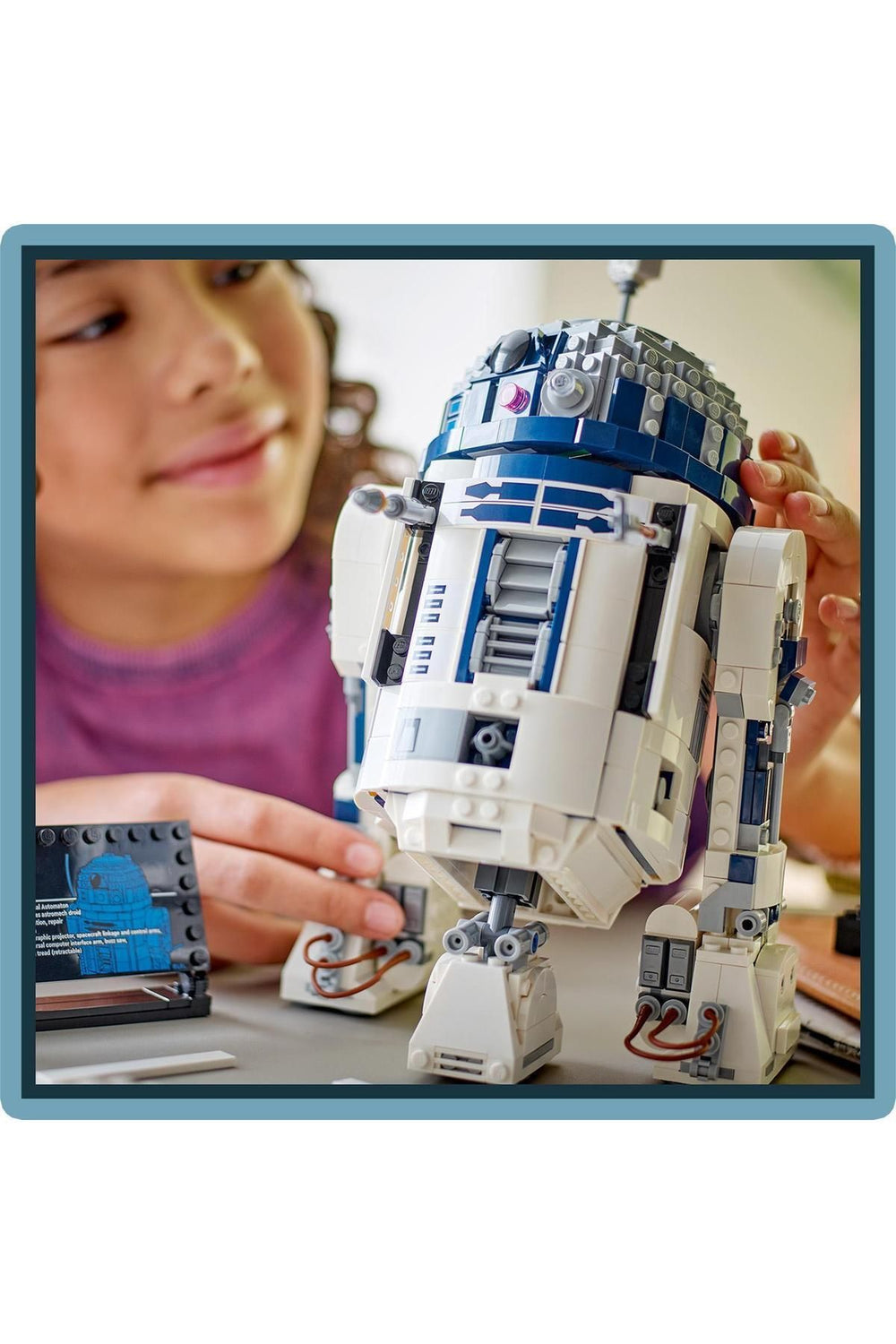 ® Star Wars™ R2-D2™ 75379 - 10 Yaş ve Üzeri İçin Yapım Seti (1050 Parça)