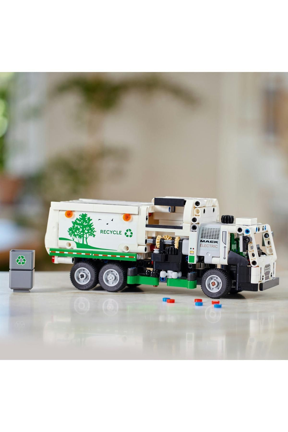 ® Technic Mack® LR Electric Çöp Kamyonu 42167  - 8 Yaş ve Üzeri İçin Yapım Seti (503 Parça)